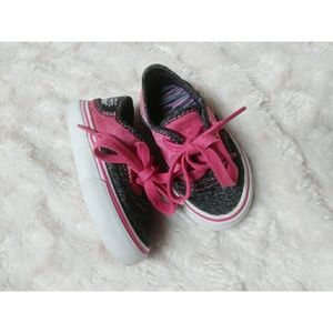 Toddler Levis Pink and grey sneakers shoes